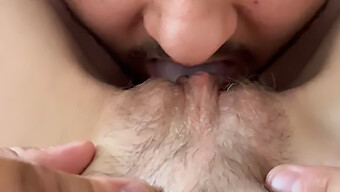 Amateur Wife Gets Her Pussy Licked Close-Up