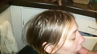 Kouření A Výstřik Do Pusy: Teen (18+), Kouření A Polykání