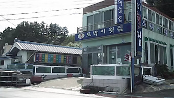 젊은 엄마 4: 엄마의 사랑