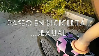 Lins De Pizdă Și Futut Pe O Bicicletă Sexuală