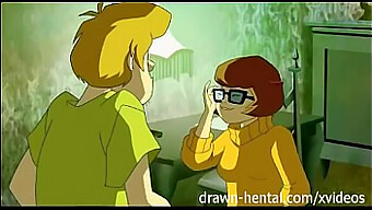 Nørdet Tegneseriefigur Velma Nyder Analsex I Scooby Doo Hentai