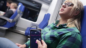 Naik Kereta Api Ke Orgasme Dengan Mainan Buatan Sendiri