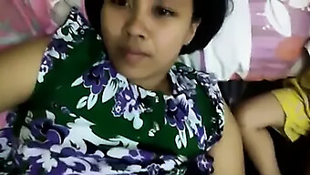 La Asiatica Indosa Cimahi Colmek En Un Video Porno