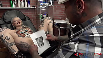 River Dawn Inkt Geeft Een Blowjob En Krijgt Een Tattoo