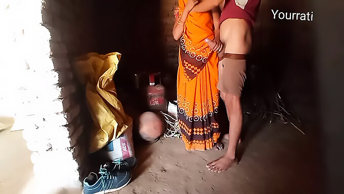 Indian (Hindi) Couple Enjoys Casual Sex In This Amateur Video